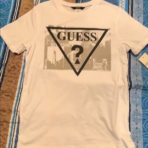 Guess T-Shirt